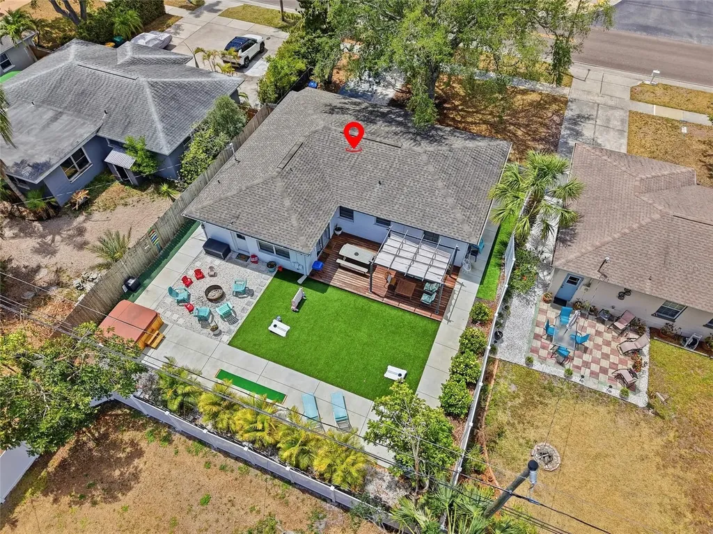 4939 100th Way N St Petersburg FL 33708