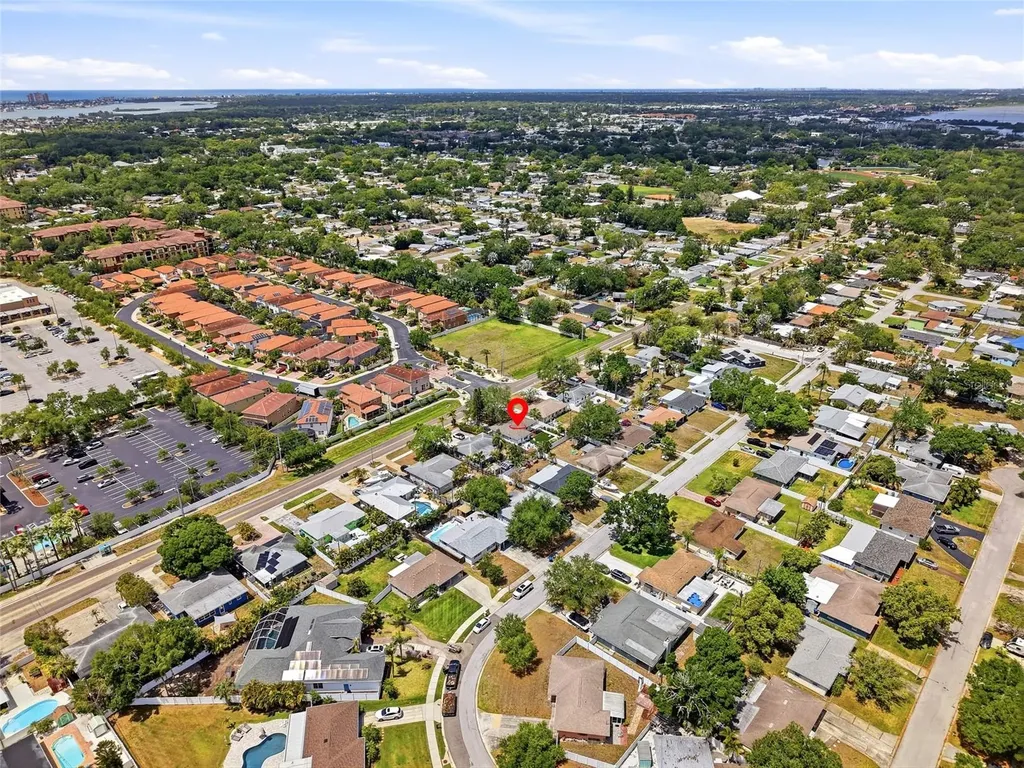 4939 100th Way N St Petersburg FL 33708