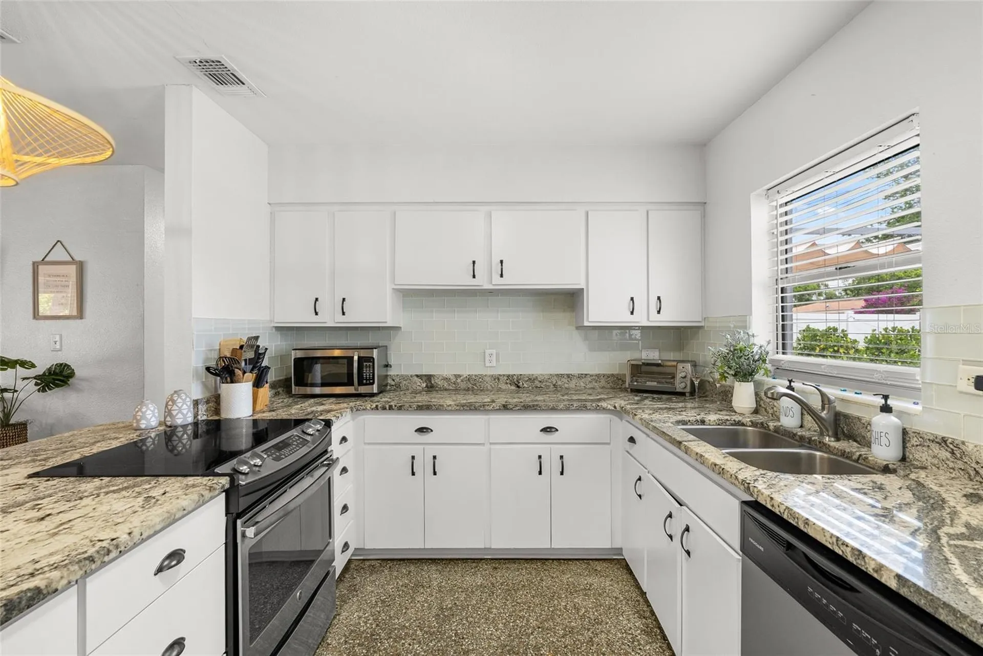 4939 100th Way N St Petersburg FL 33708