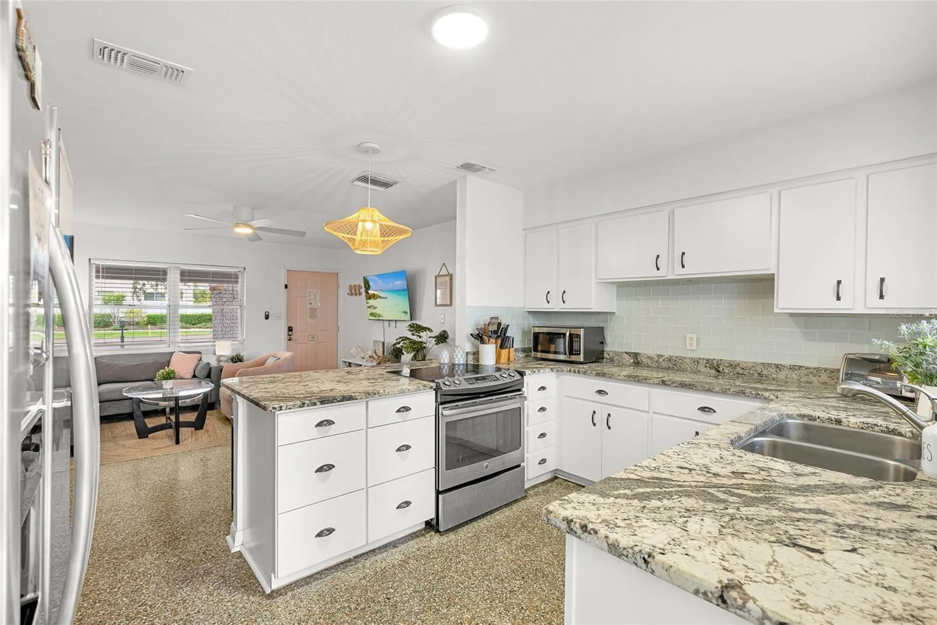4939 100th Way N St Petersburg FL 33708