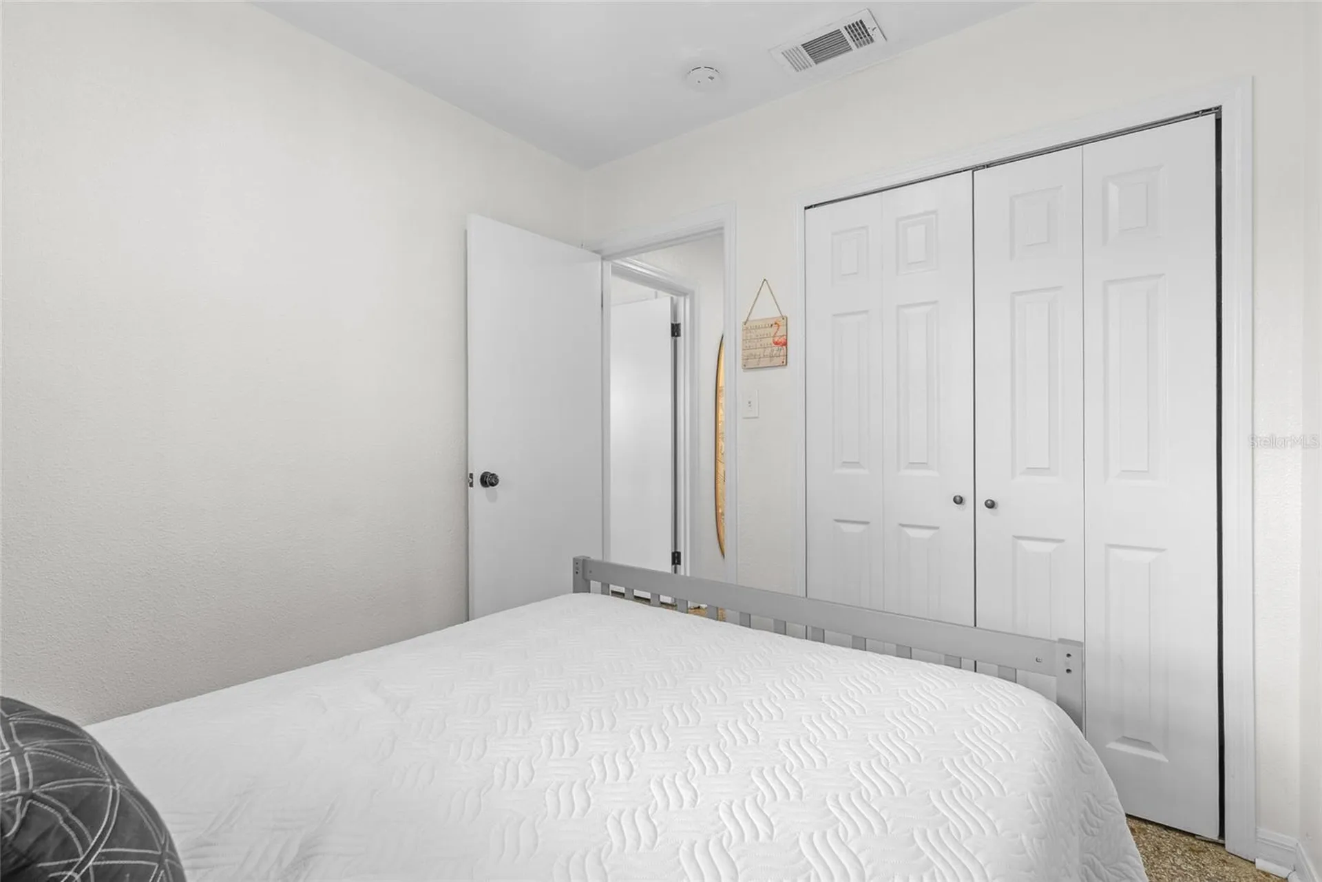 4939 100th Way N St Petersburg FL 33708