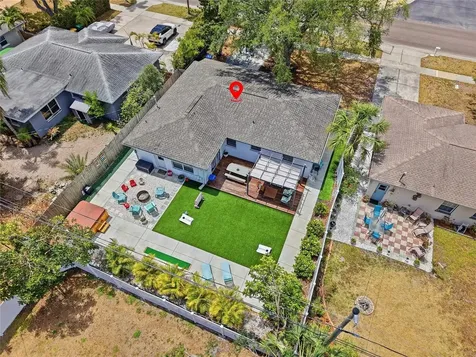 4939 100th Way N St Petersburg FL 33708