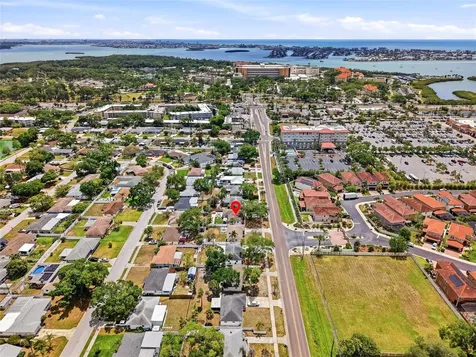 4939 100th Way N St Petersburg FL 33708