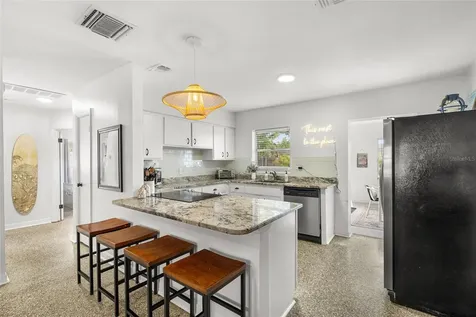 4939 100th Way N St Petersburg FL 33708