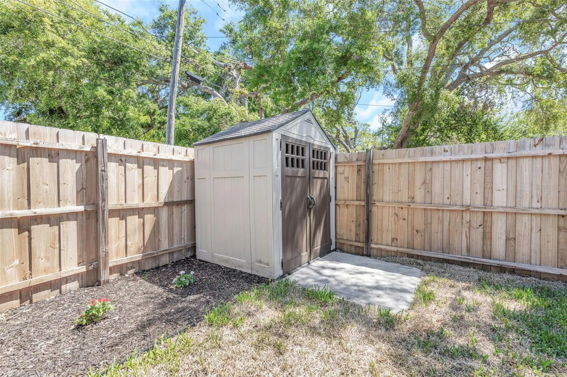 653 64th Avenue S St Petersburg FL 33705