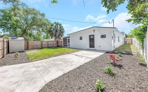 653 64th Avenue S St Petersburg FL 33705