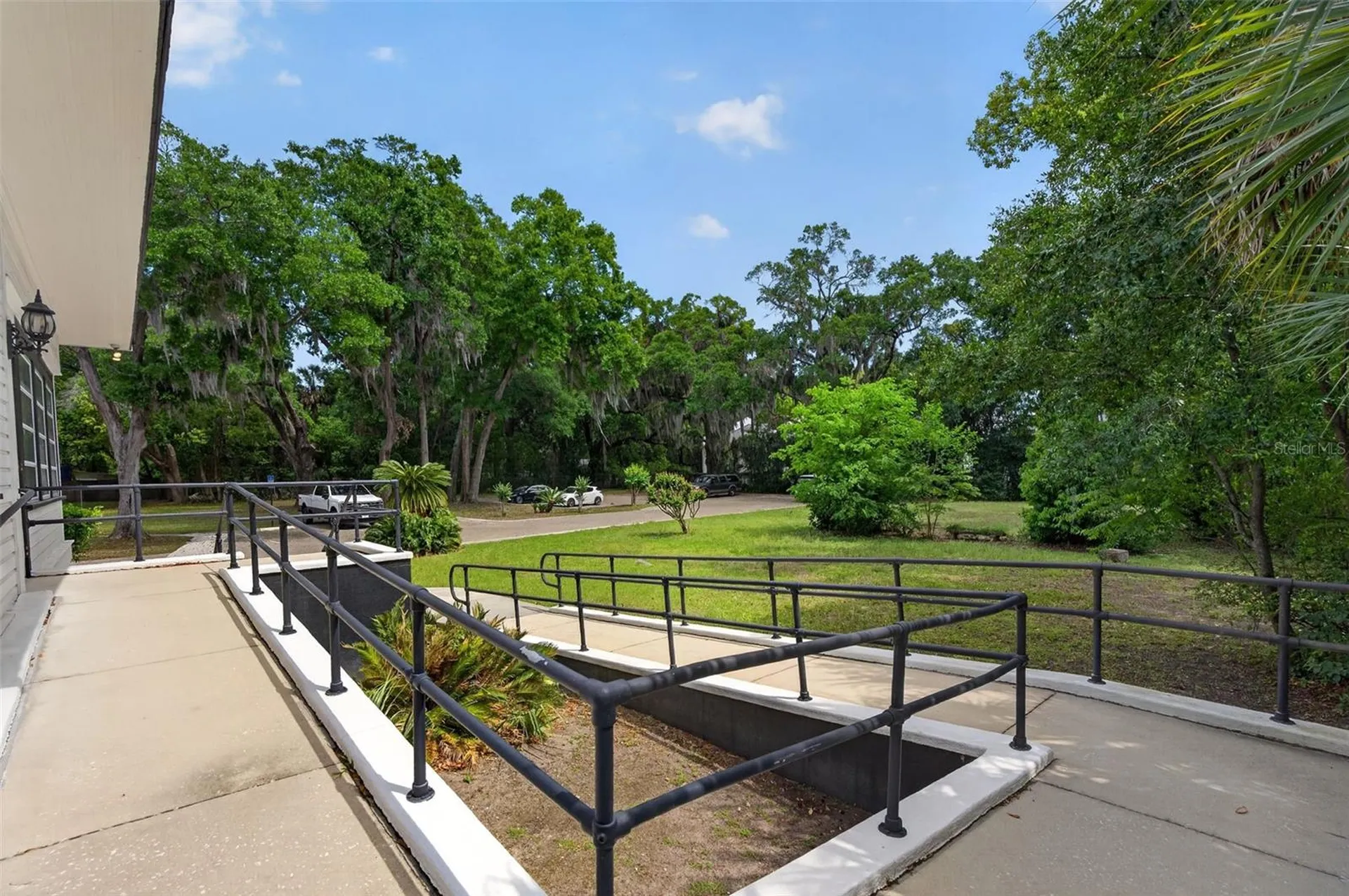 4004 Atlantic Boulevard Jacksonville FL 32207