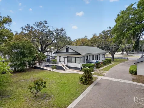 4004 Atlantic Boulevard Jacksonville FL 32207