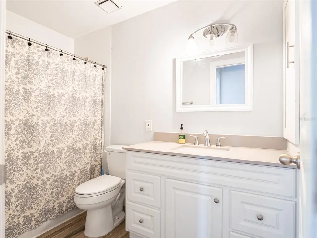 249 Afton Square Altamonte Springs FL 32714