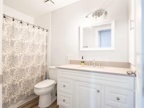 249 Afton Square Altamonte Springs FL 32714