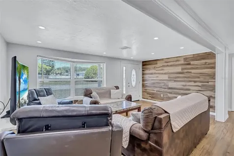 3816 Beacon Square Drive Holiday FL 34691