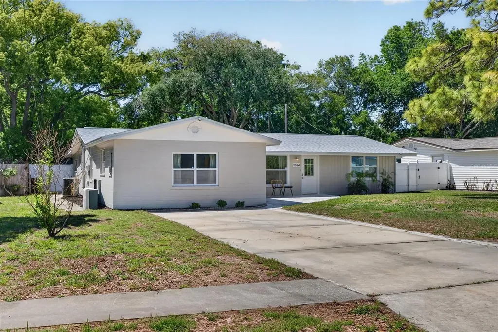 2524 Florida Boulevard South Daytona FL 32119