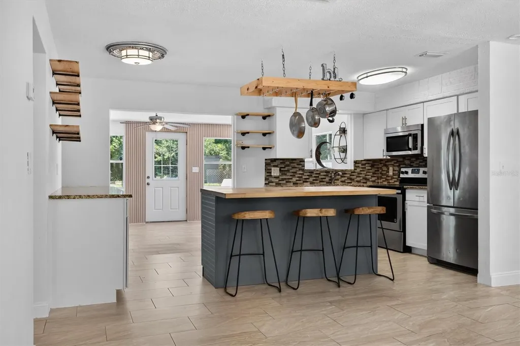 2524 Florida Boulevard South Daytona FL 32119