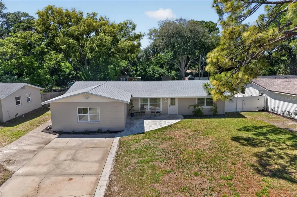 2524 Florida Boulevard South Daytona FL 32119