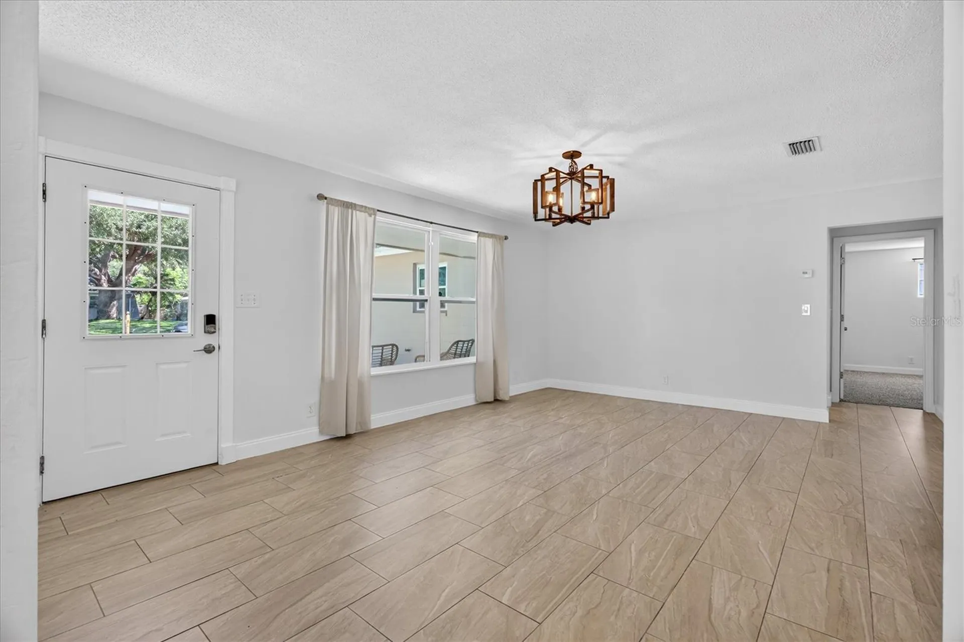 2524 Florida Boulevard South Daytona FL 32119