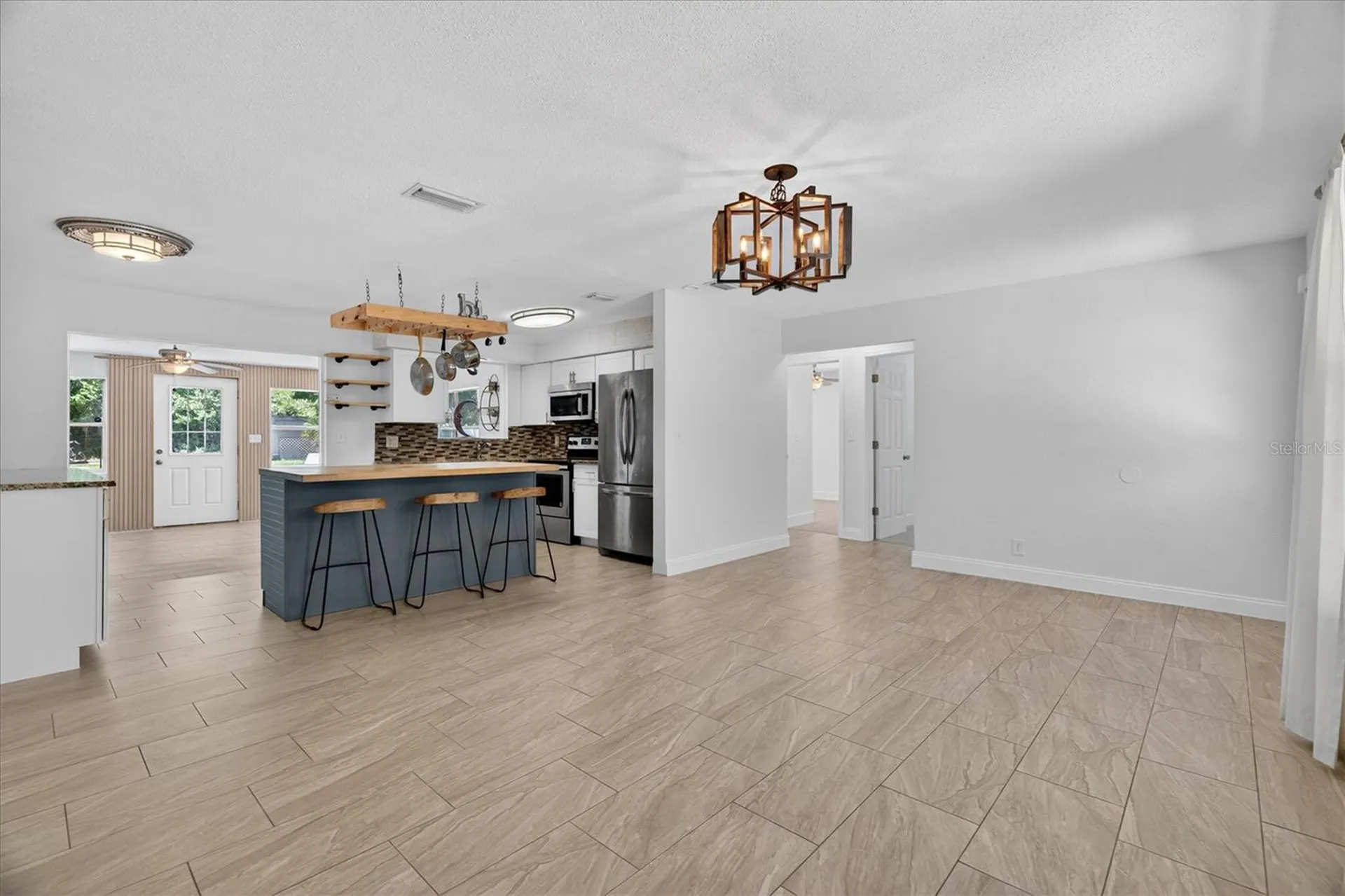 2524 Florida Boulevard South Daytona FL 32119