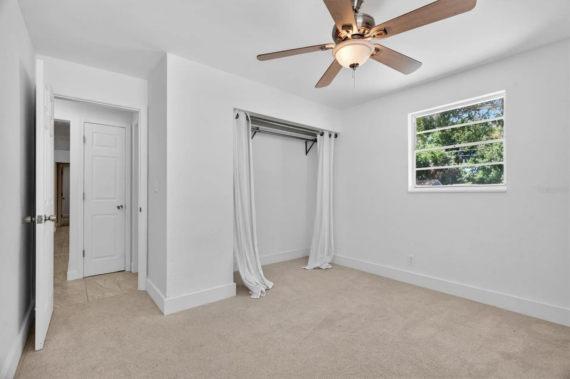 2524 Florida Boulevard South Daytona FL 32119