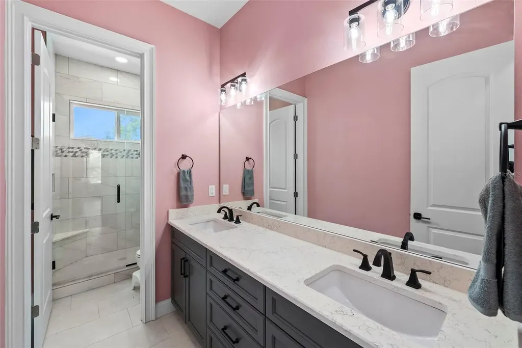 3621 S Renellie Drive Tampa FL 33629