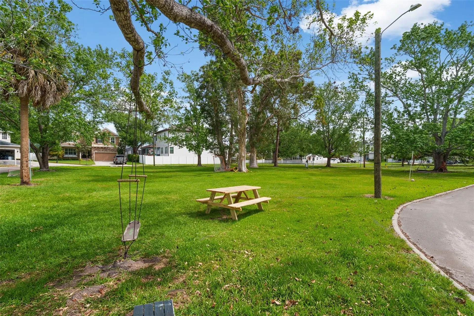 3621 S Renellie Drive Tampa FL 33629