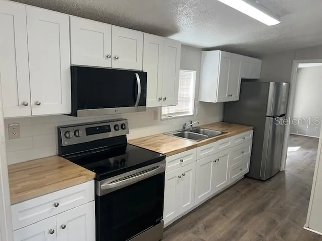 65 SE 153 Avenue Old Town FL 32680