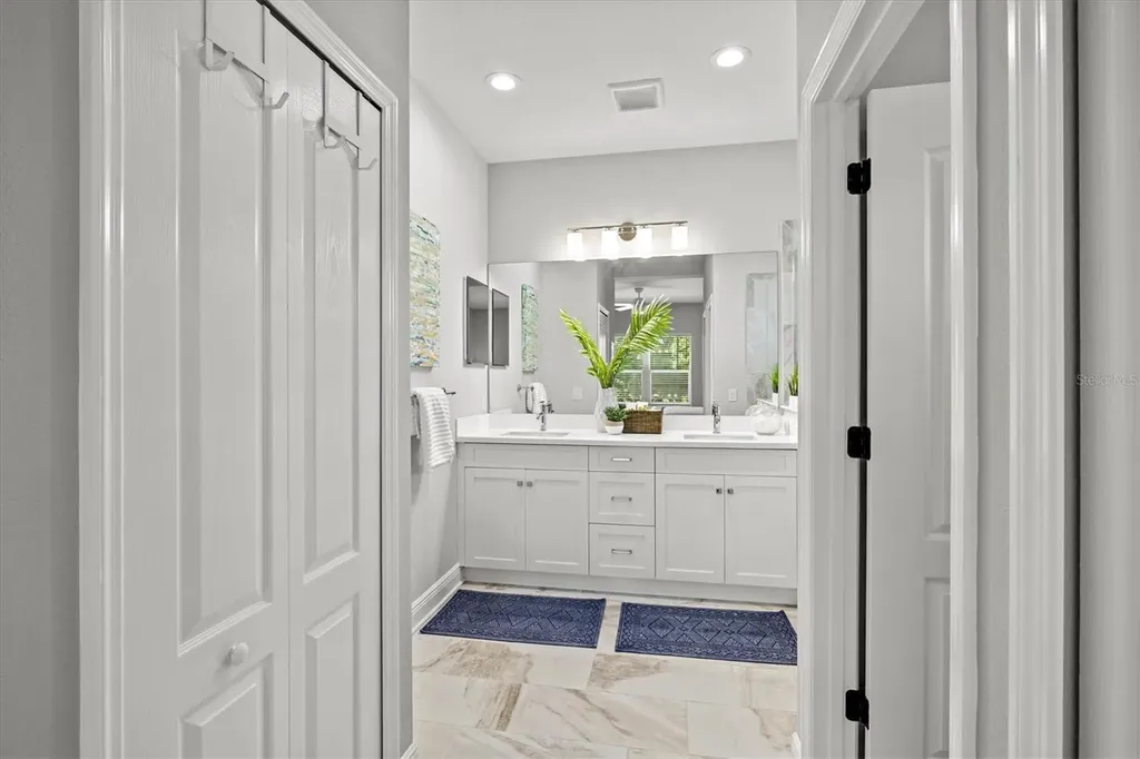 12931 Seasong Terrace Bradenton FL 34211