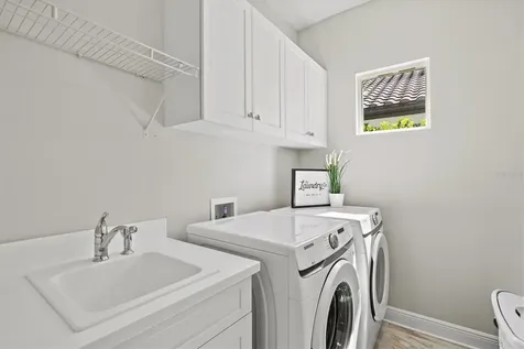 12931 Seasong Terrace Bradenton FL 34211