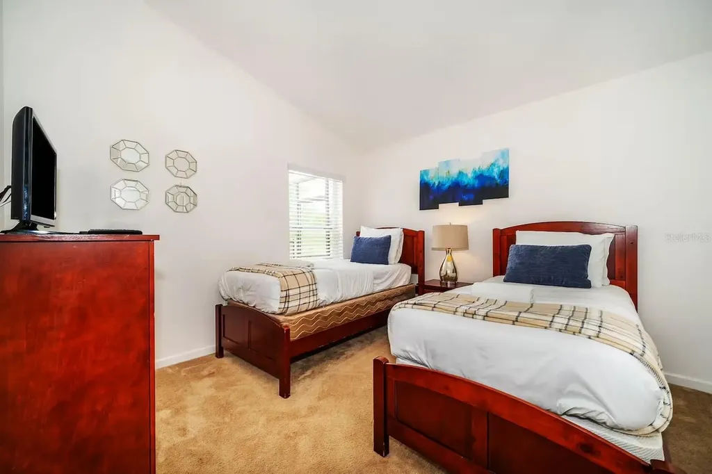 420 Viola Drive Davenport FL 33837