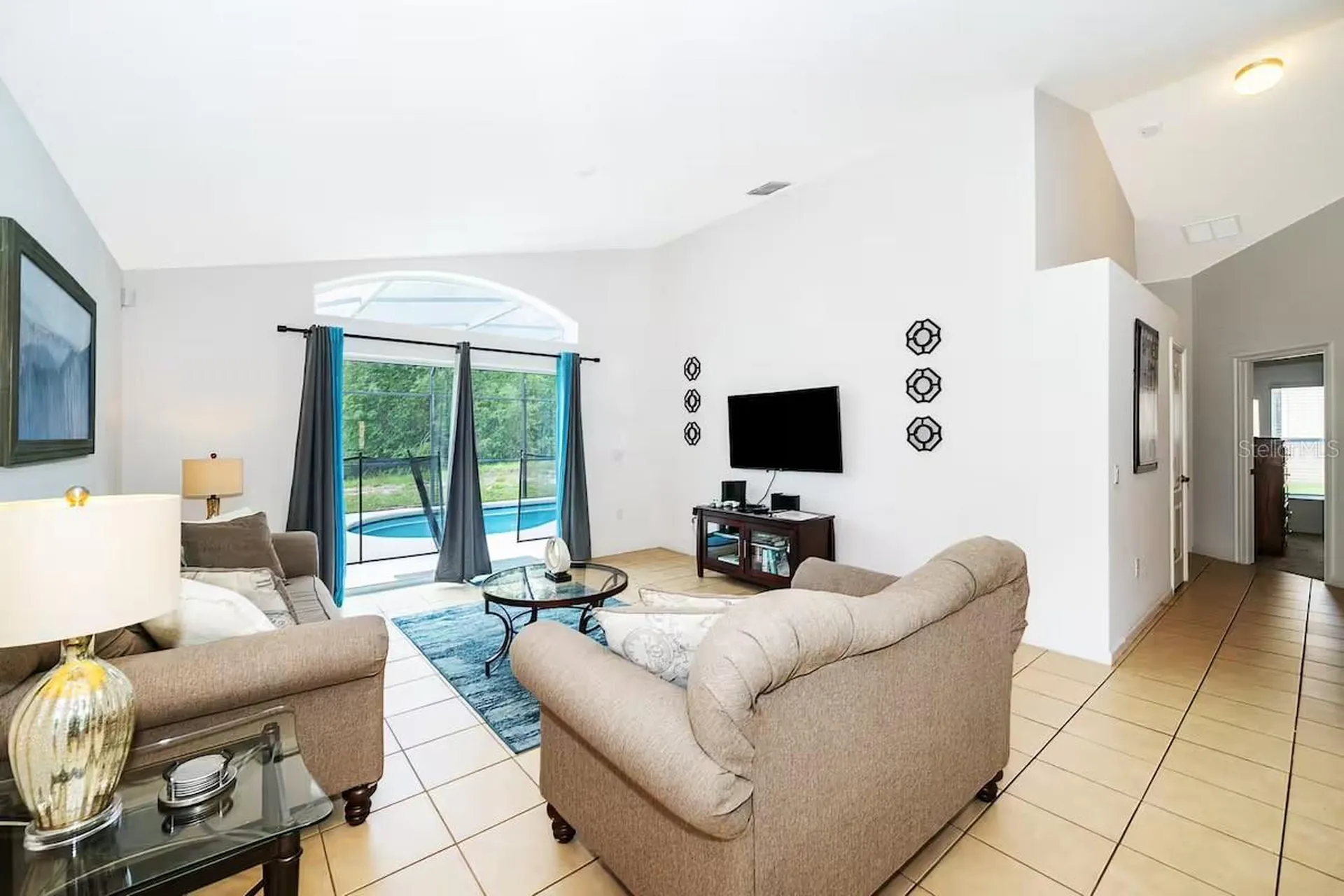 420 Viola Drive Davenport FL 33837