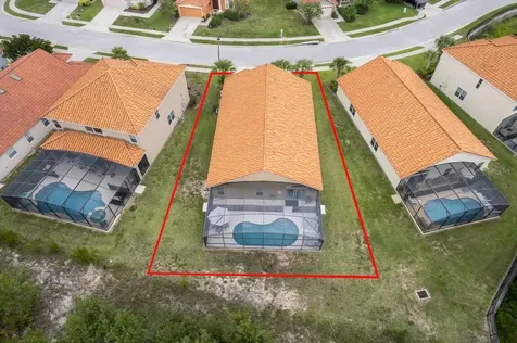 420 Viola Drive Davenport FL 33837