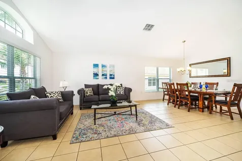 420 Viola Drive Davenport FL 33837