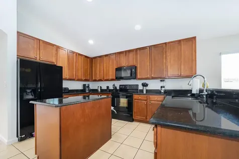 420 Viola Drive Davenport FL 33837