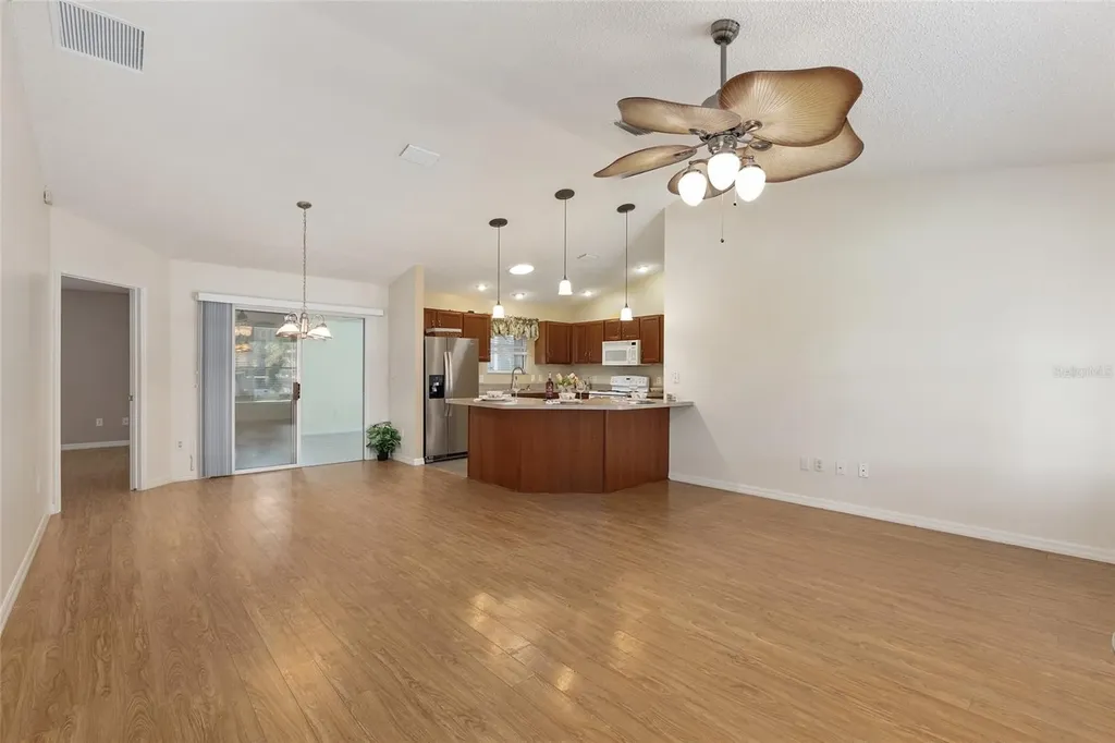2588 English Ivy Circle The Villages FL 32162