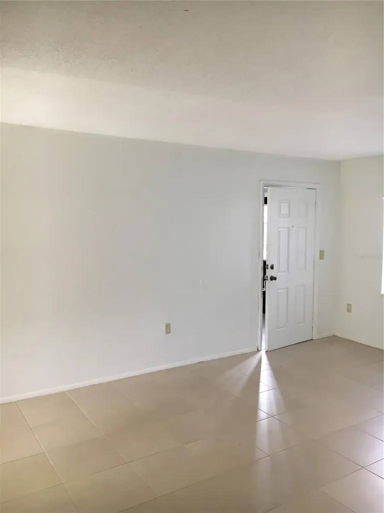 5325 Curry Ford Road Orlando FL 32812
