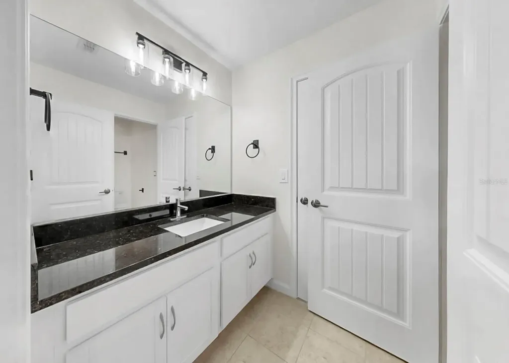 12317 Bay Estuary Bend Riverview FL 33579
