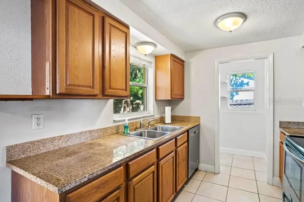 5008 27th Avenue W Bradenton FL 34209
