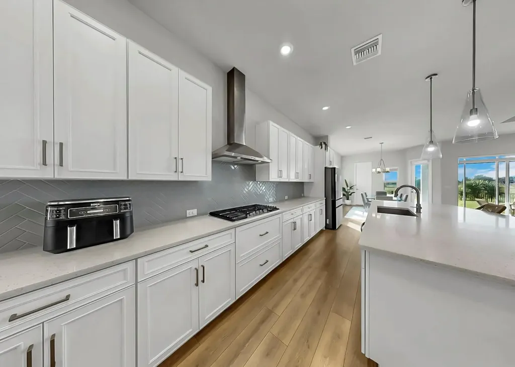 5407 Del Coronado Drive Apollo Beach FL 33572