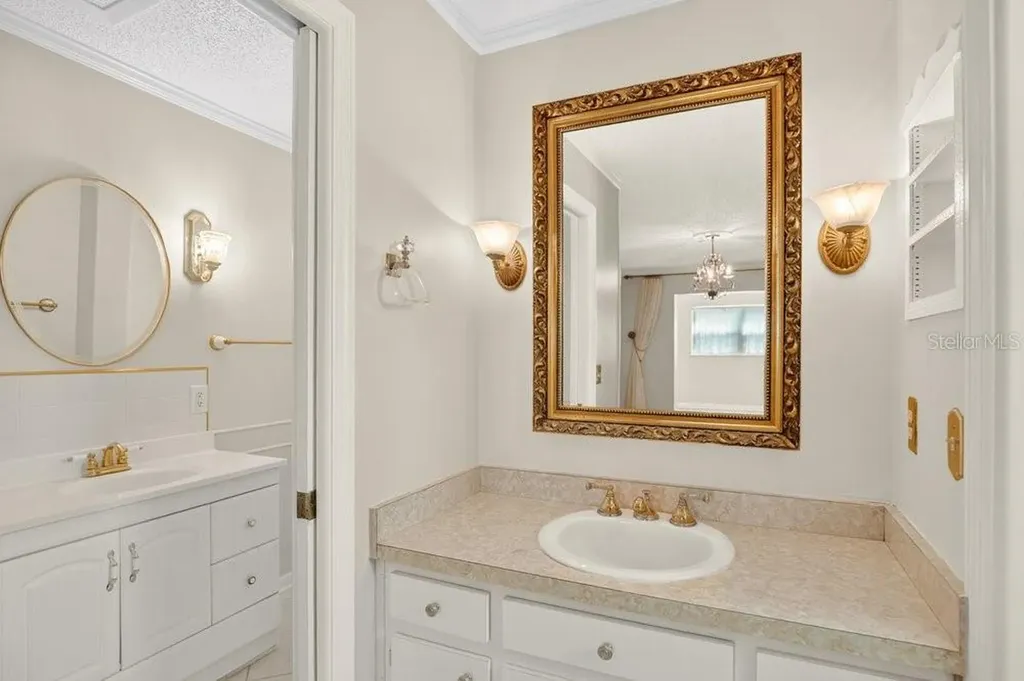 206 Cattail Court Orlando FL 32806