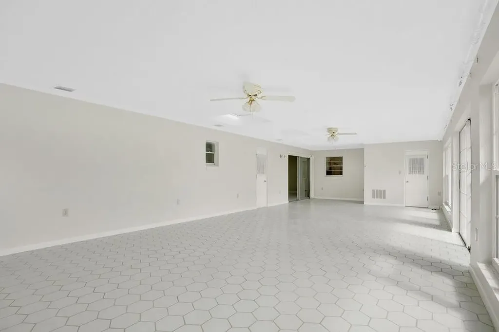 206 Cattail Court Orlando FL 32806