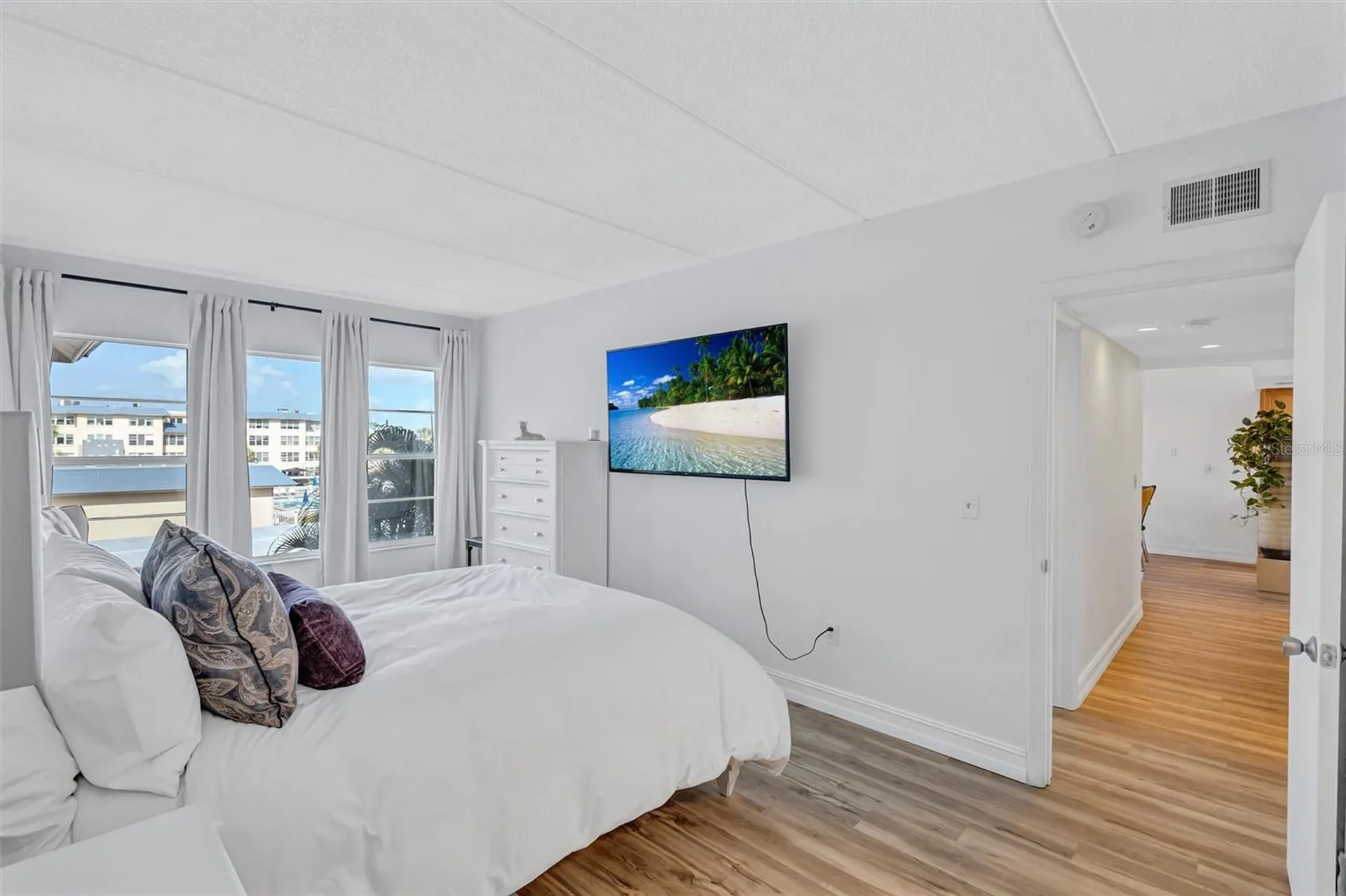 3806 Gulf Of Mexico Drive Longboat Key FL 34228