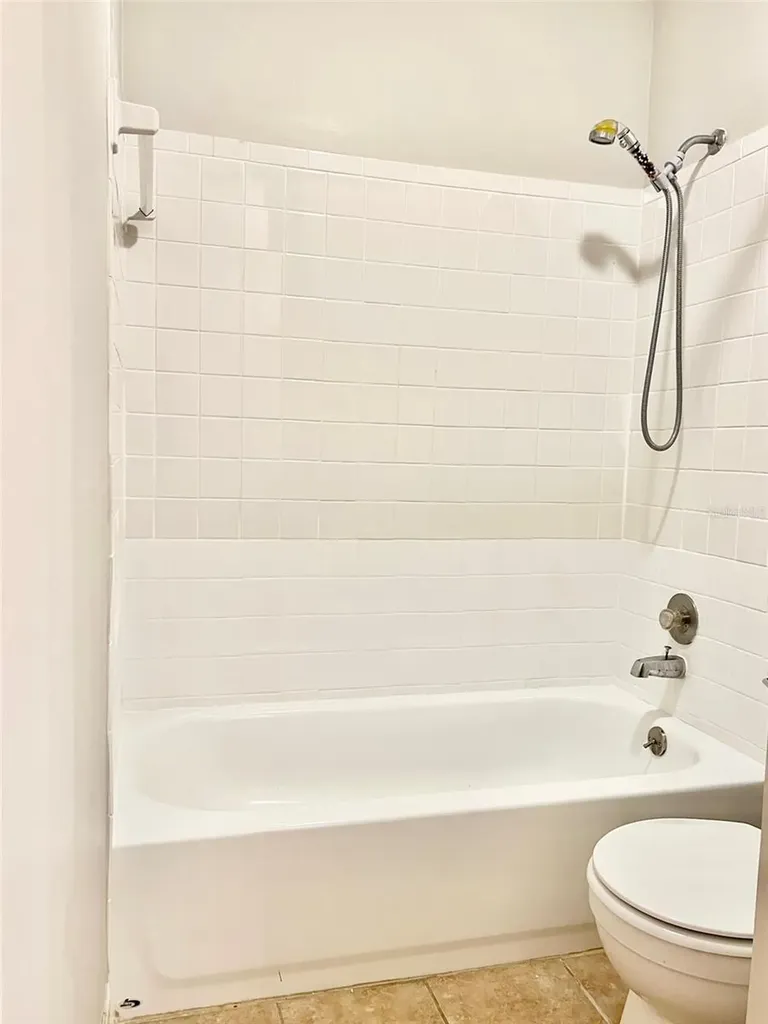 506 Orange Drive Altamonte Springs FL 32701