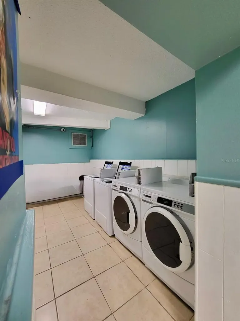 506 Orange Drive Altamonte Springs FL 32701