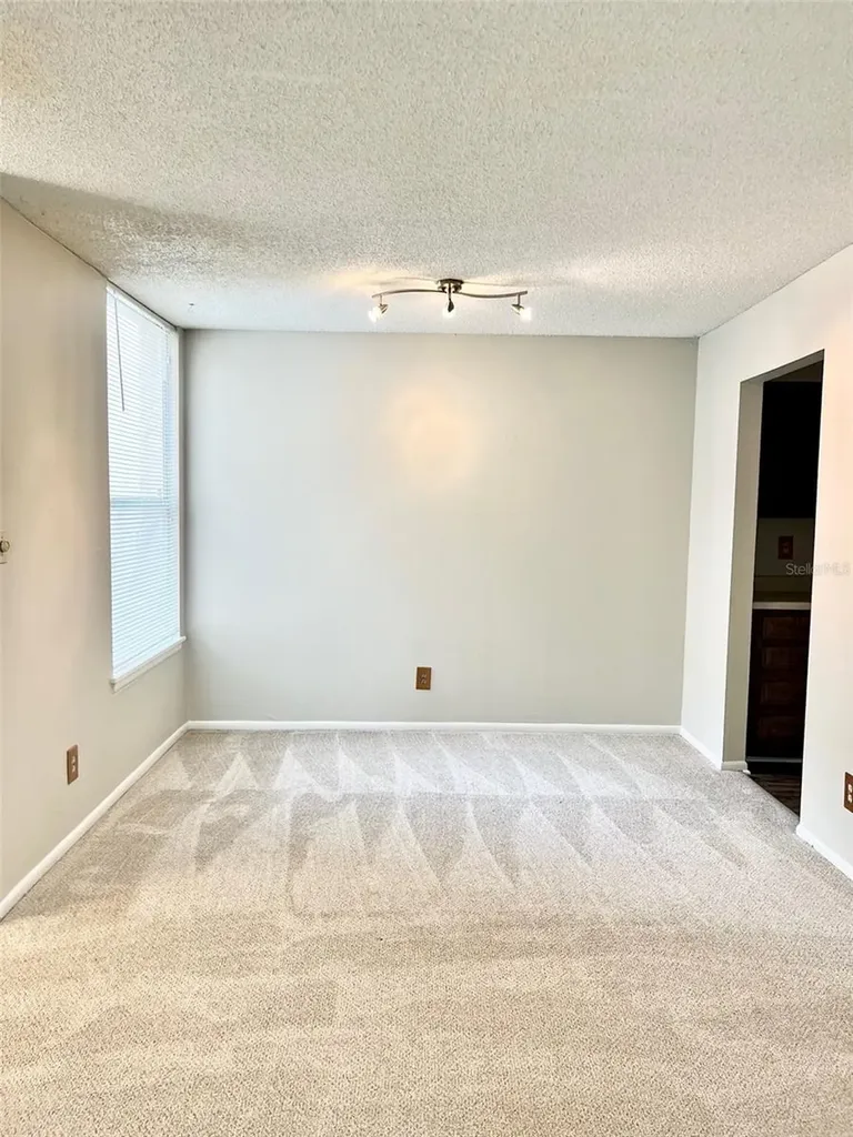 506 Orange Drive Altamonte Springs FL 32701