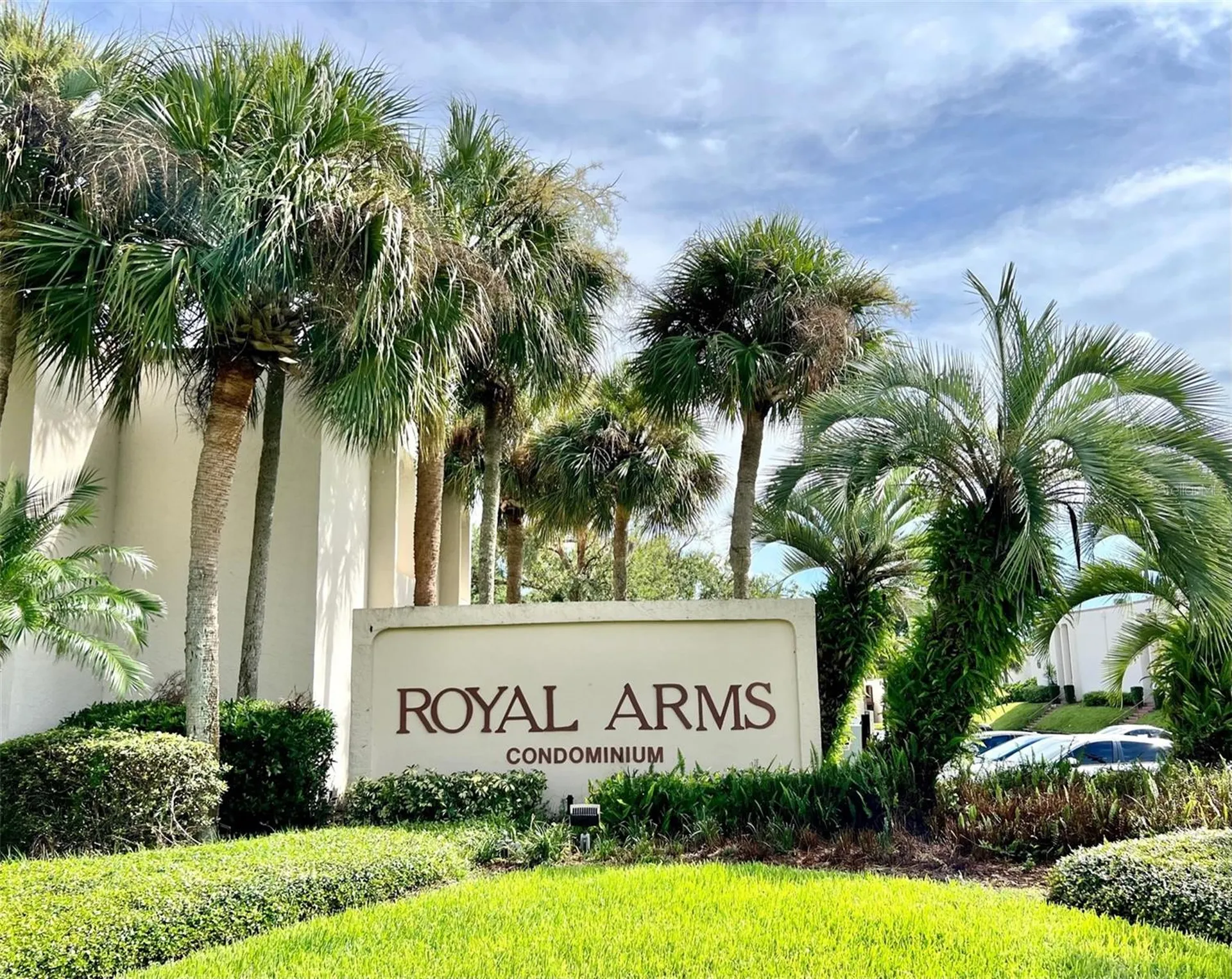 506 Orange Drive Altamonte Springs FL 32701