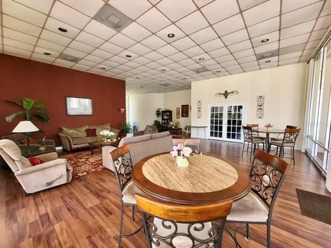 506 Orange Drive Altamonte Springs FL 32701