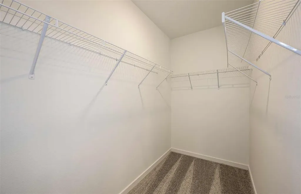 9147 Newmons Place Wildwood FL 34785