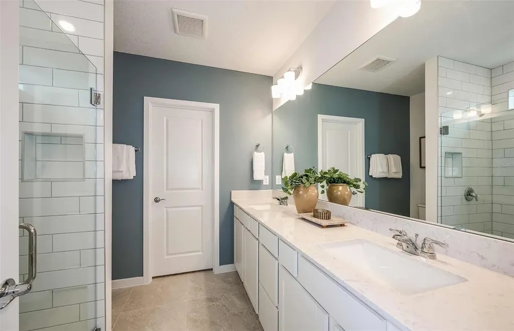 9147 Newmons Place Wildwood FL 34785