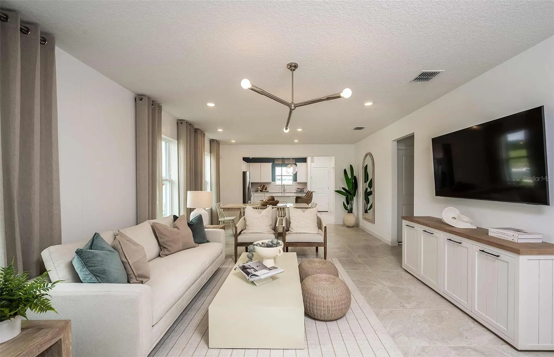 9147 Newmons Place Wildwood FL 34785
