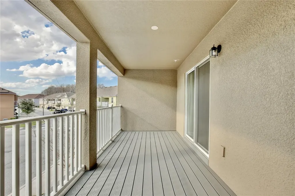 10025 Eagle Rock Alley Orlando FL 32832