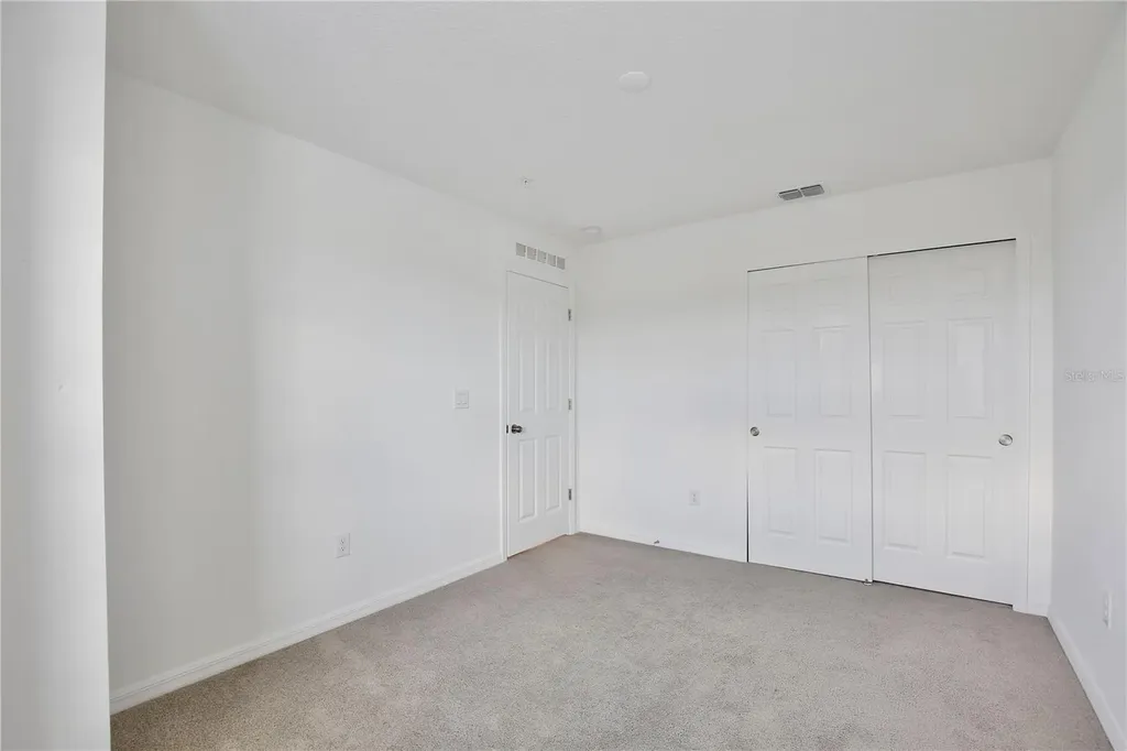 10025 Eagle Rock Alley Orlando FL 32832