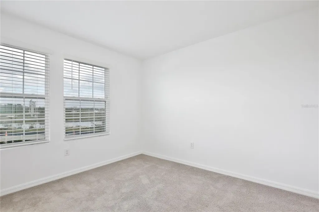 10025 Eagle Rock Alley Orlando FL 32832